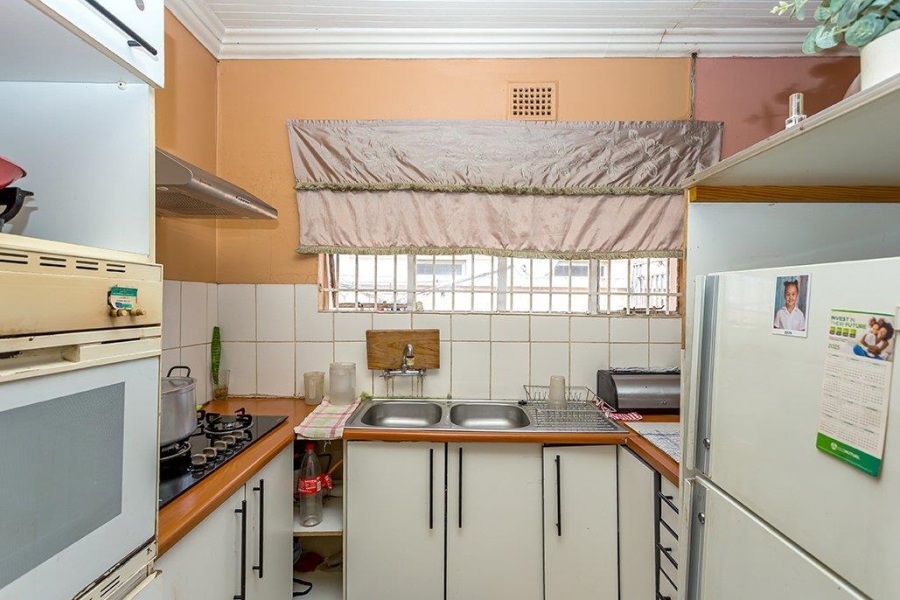 4 Bedroom Property for Sale in Brooklyn Western Cape